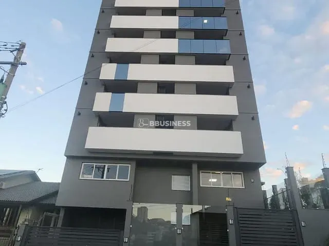Apartamento com 86m² 3 quartos e 2 banheiros, à venda, no bairro Sanvitto em Caxias do Sul