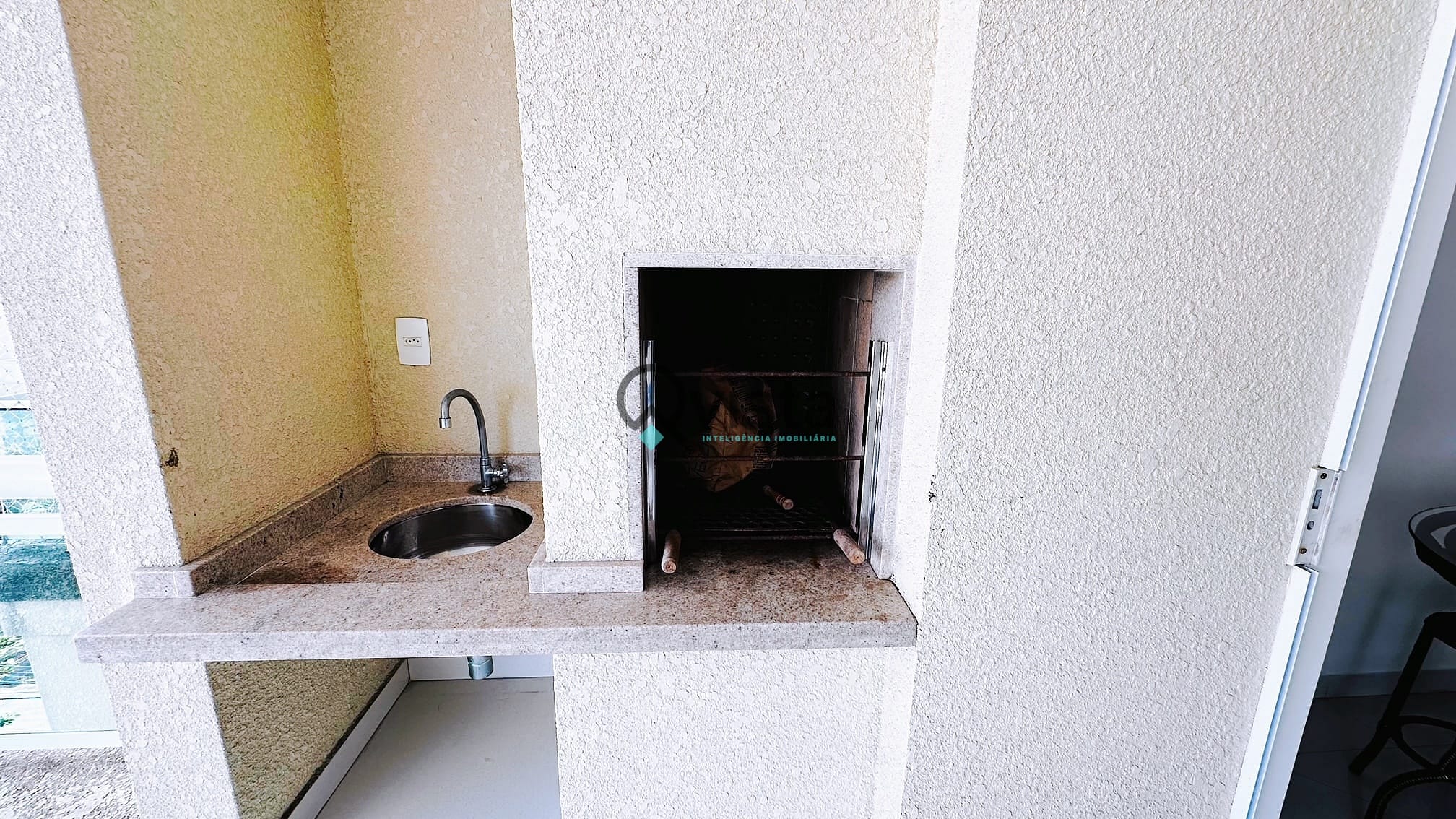 Apartamento à venda com 4 quartos, 140m² - Foto 7