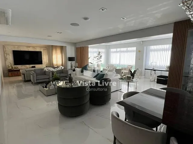 Apartamento com 248m² 3 quartos e 5 banheiros, à venda, no bairro Vila Uberabinha em São Paulo