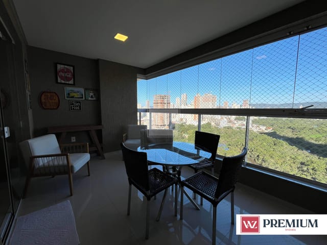 Apartamento com 172m² 3 quartos e 3 banheiros, à venda ou para alugar, no bairro Oficinas em Itapema