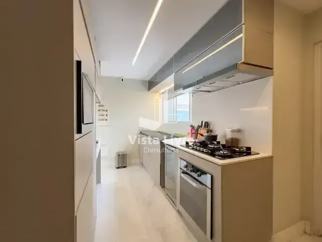 Apartamento com 260m² 3 quartos e 6 banheiros, à venda, no bairro Sumaré em São Paulo