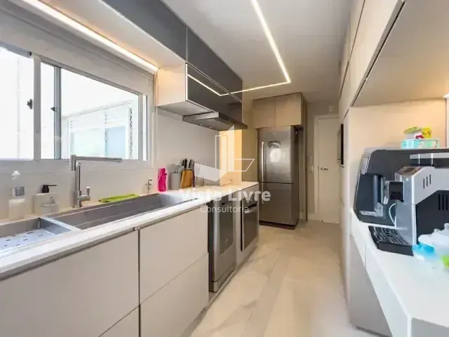 Apartamento com 260m² 3 quartos e 6 banheiros, à venda, no bairro Sumaré em São Paulo