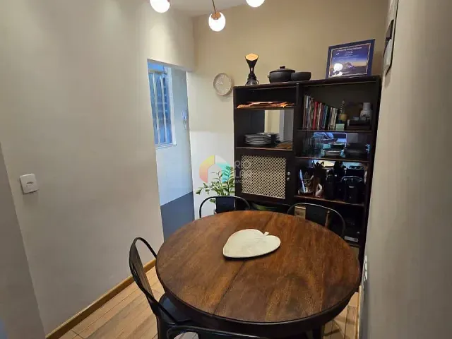 Apartamento com 60m² 2 quartos e 1 banheiro, à venda, no bairro Botafogo em Rio de Janeiro