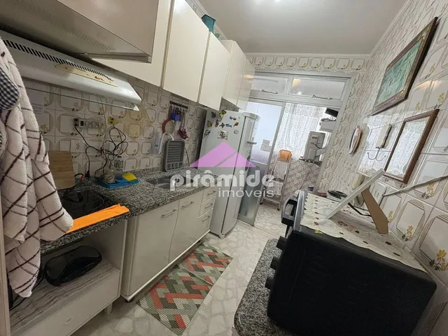 Apartamento com 45m² 1 quarto e 1 banheiro, à venda, no bairro Golfinhos em Caraguatatuba