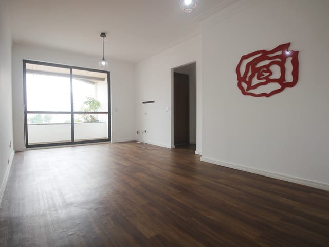 Apartamento com 80m² 2 quartos e 2 banheiros, para alugar, no bairro Vila Valparaíso em Santo André