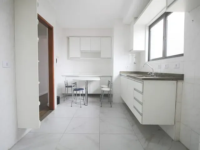 Apartamento com 80m² 2 quartos e 2 banheiros, para alugar, no bairro Vila Valparaíso em Santo André