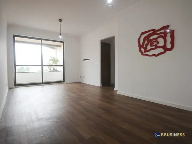 Apartamento com 80m² 2 quartos e 2 banheiros, para alugar, no bairro Vila Valparaíso em Santo André