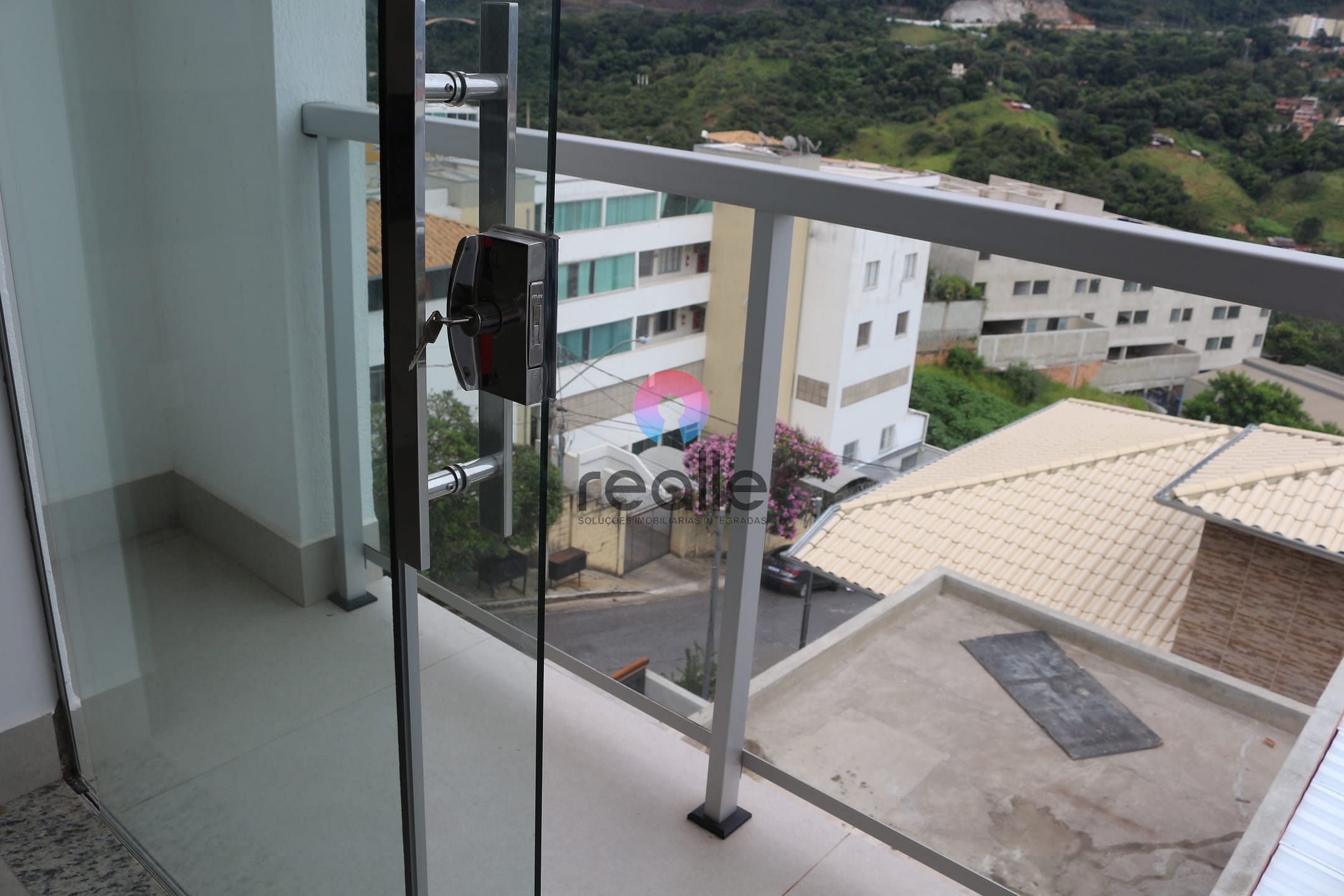 Apartamento à venda com 2 quartos, 67m² - Foto 54