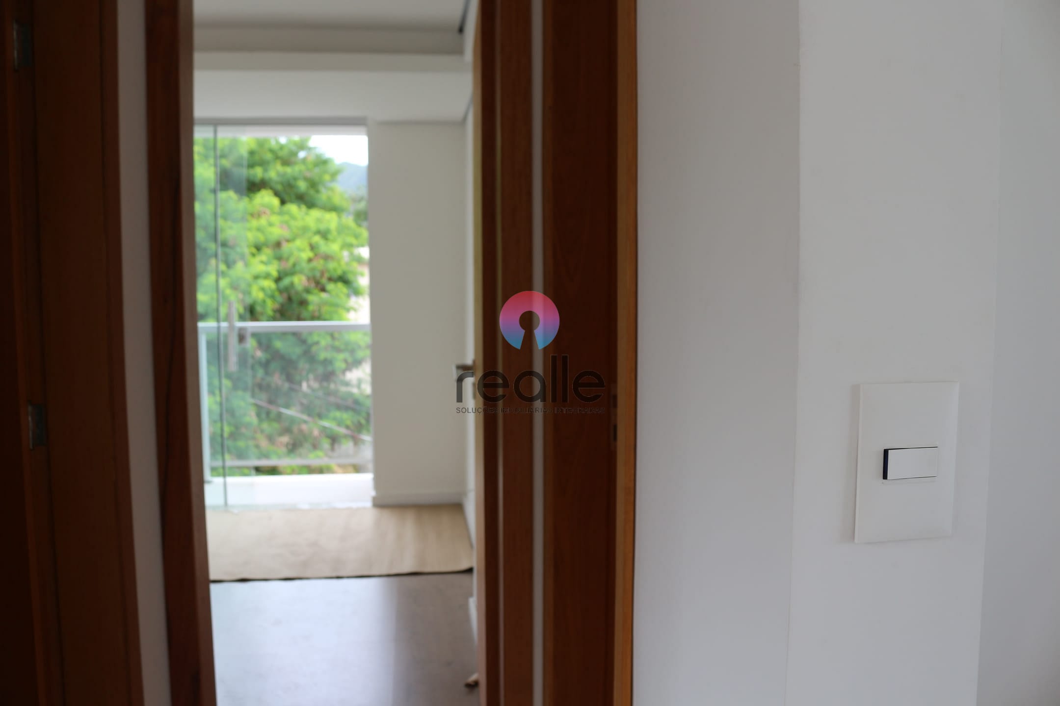 Apartamento à venda com 2 quartos, 67m² - Foto 59