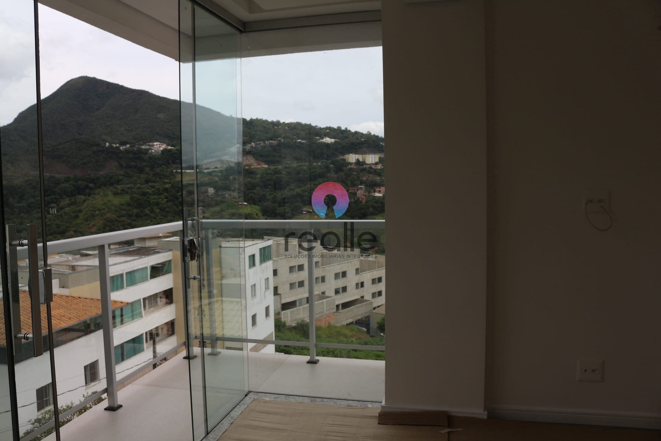 Apartamento à venda com 2 quartos, 67m² - Foto 71