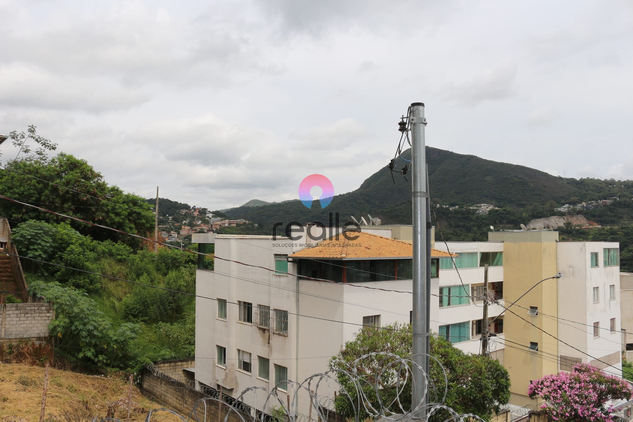 Apartamento à venda com 2 quartos, 67m² - Foto 105