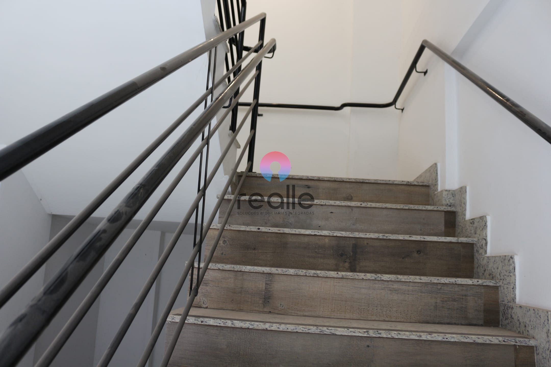 Apartamento à venda com 2 quartos, 67m² - Foto 113