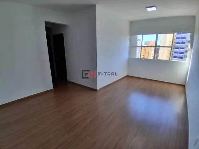 Apartamento 3 quartos e 2 banheiros, à venda, no bairro Conceição em Londrina
