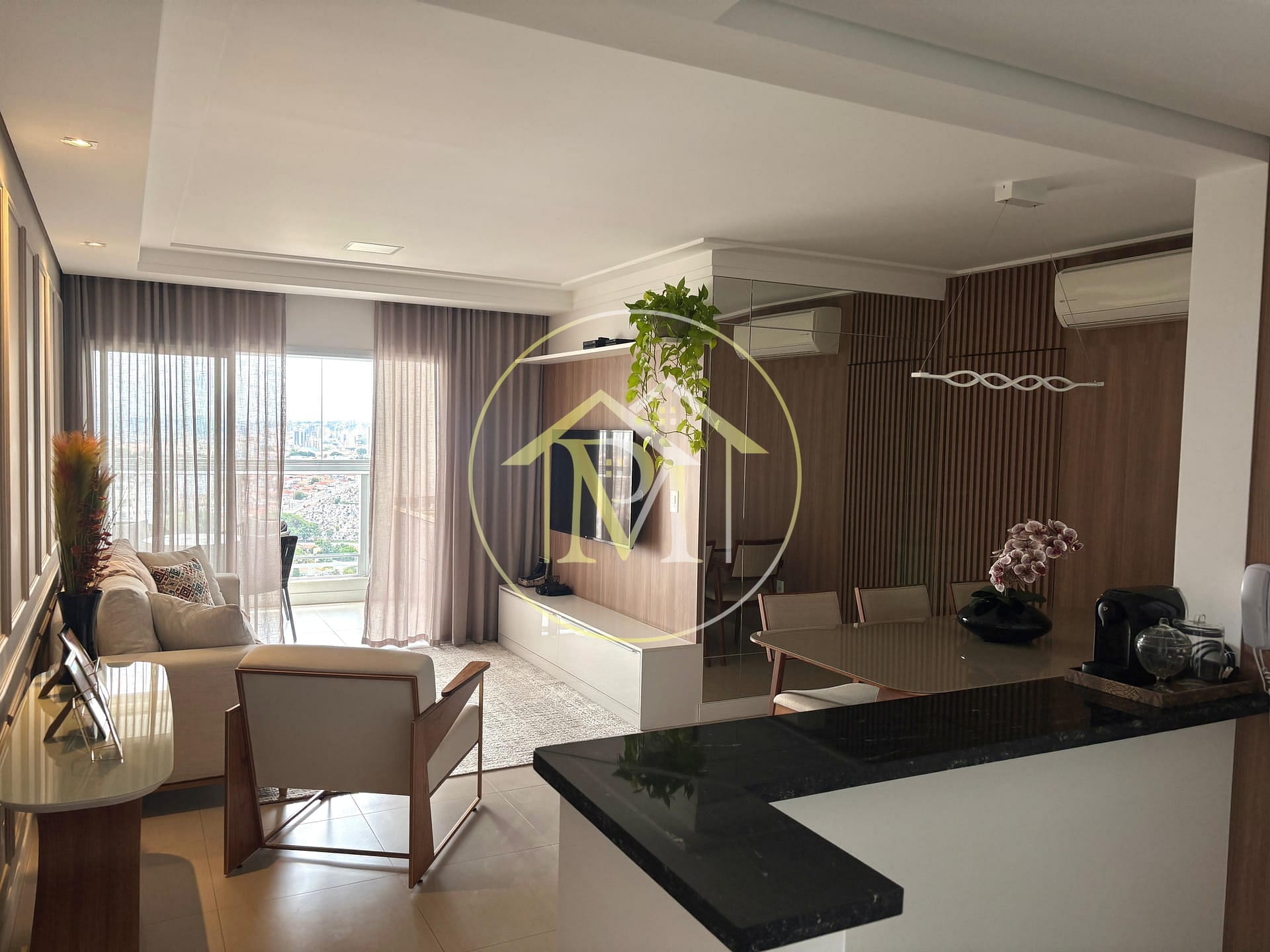 Apartamento à venda com 3 quartos, 97m² - Foto 2