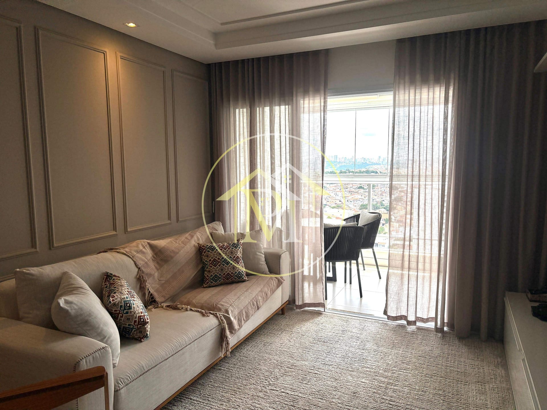 Apartamento à venda com 3 quartos, 97m² - Foto 3