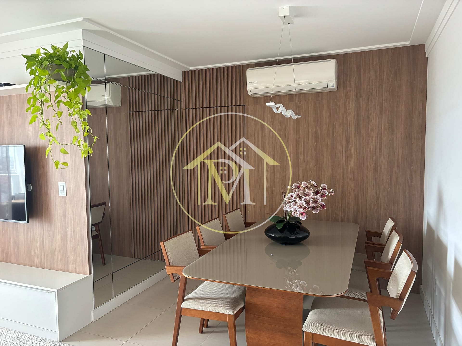 Apartamento à venda com 3 quartos, 97m² - Foto 4
