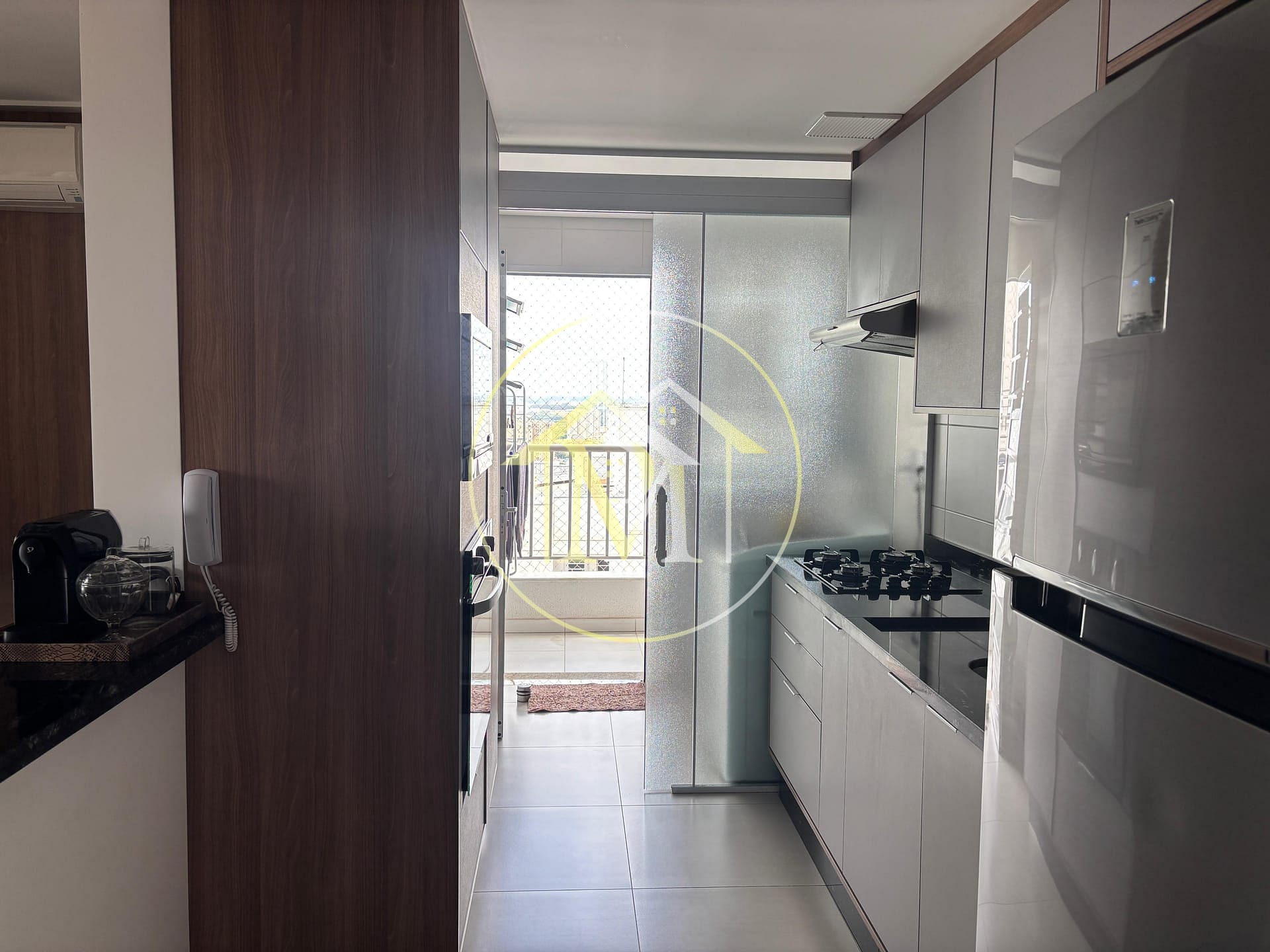 Apartamento à venda com 3 quartos, 97m² - Foto 10