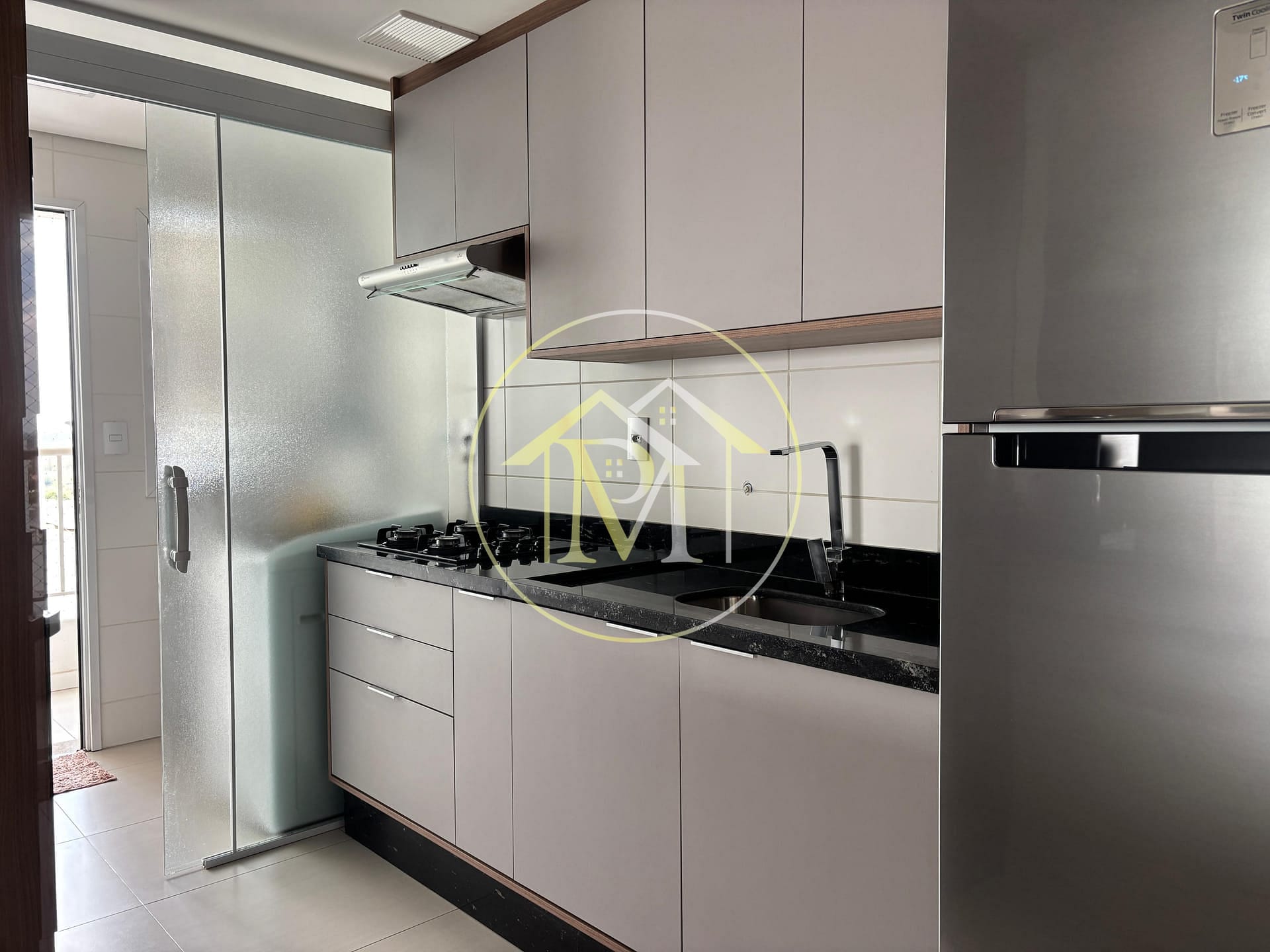 Apartamento à venda com 3 quartos, 97m² - Foto 11