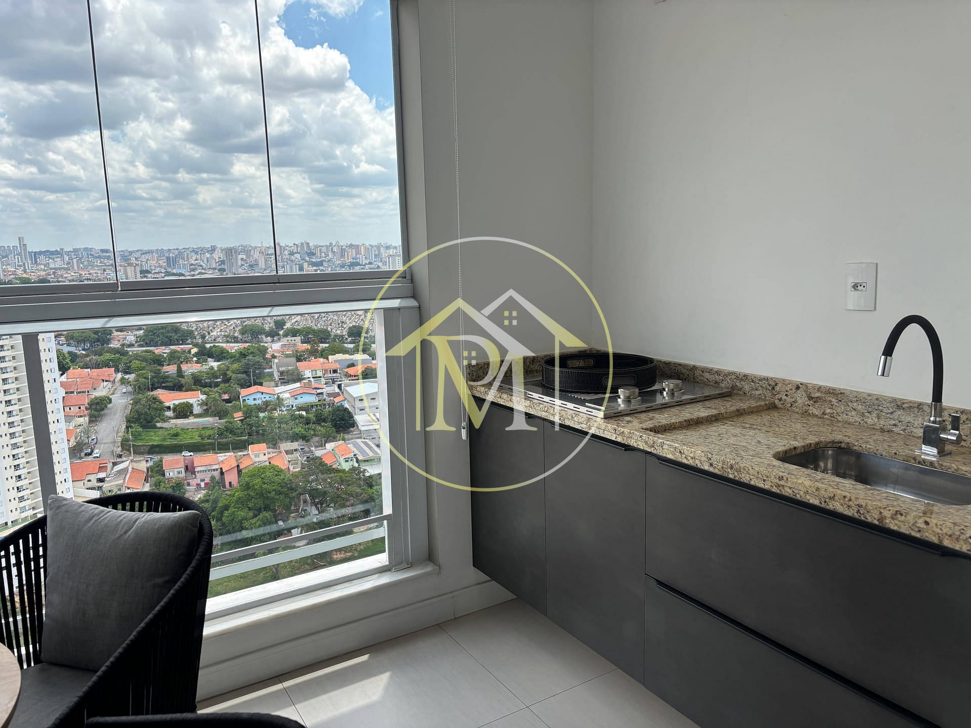 Apartamento à venda com 3 quartos, 97m² - Foto 13