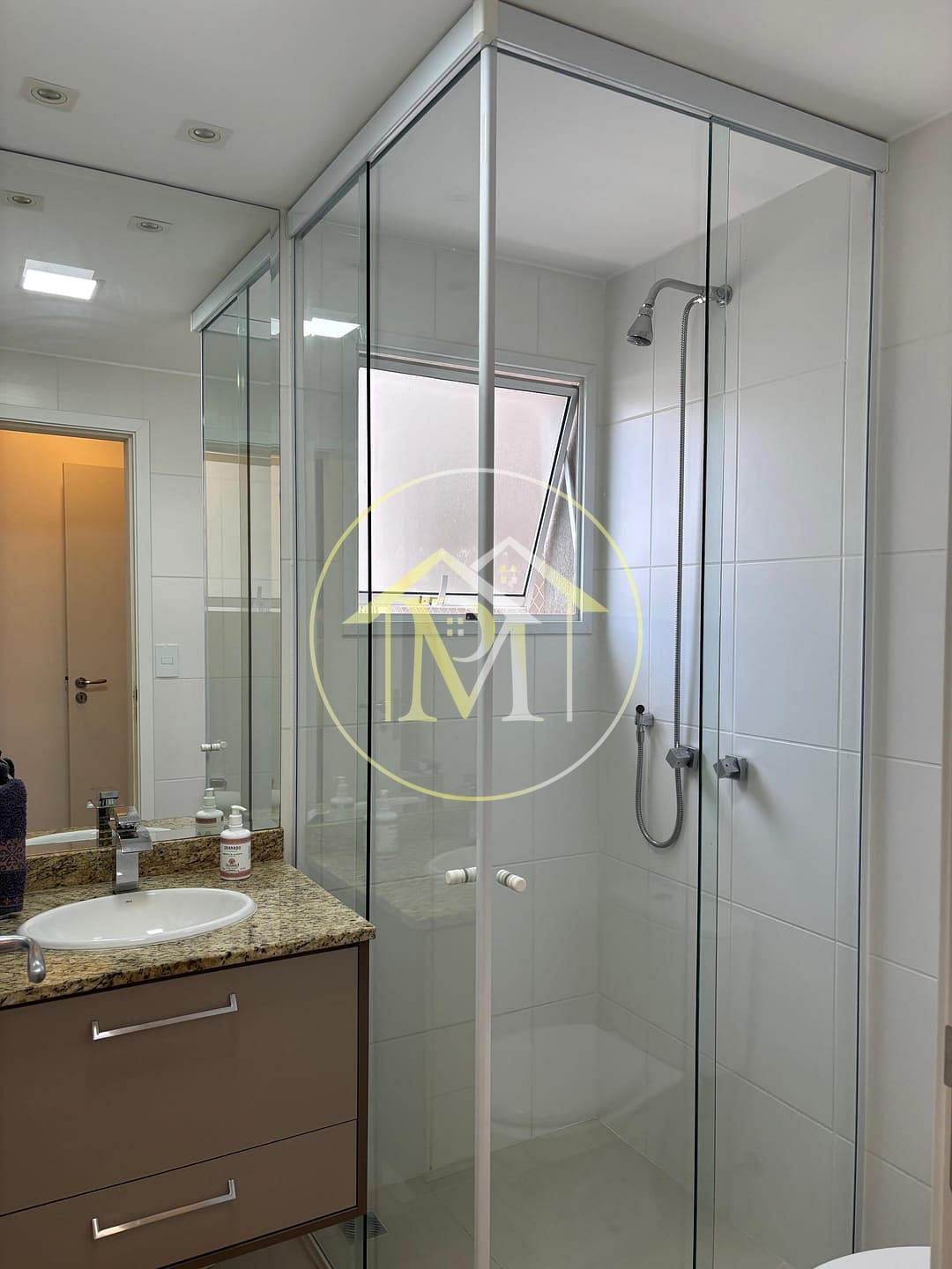 Apartamento à venda com 3 quartos, 97m² - Foto 8