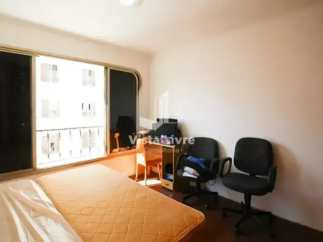 Apartamento com 142m² 3 quartos e 2 banheiros, à venda, no bairro Vila Nova Conceição em São Paulo