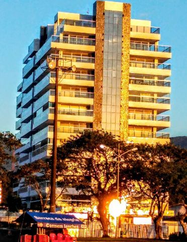 Apartamento 3 quartos e 2 banheiros, para alugar, no bairro Centro em Bertioga