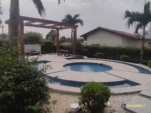 Apartamento 3 quartos e 2 banheiros, para alugar, no bairro Centro em Bertioga