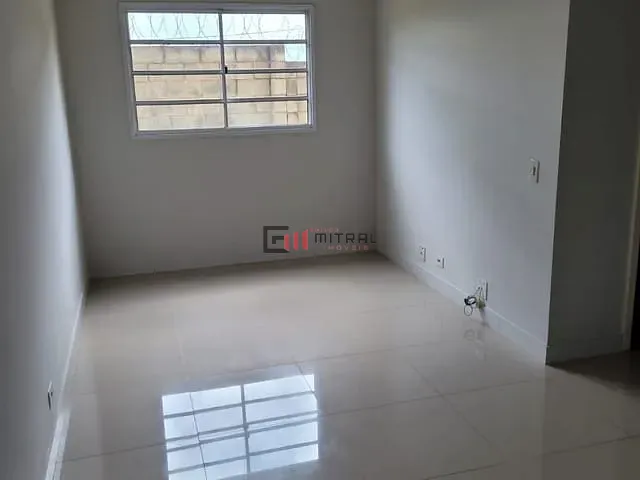 Apartamento 2 quartos e 1 banheiro, à venda, no bairro Jardim Maria Luiza em Londrina