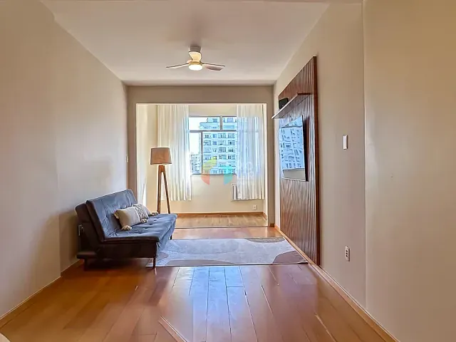 Apartamento com 46m² 1 quarto e 2 banheiros, à venda, no bairro Copacabana em Rio de Janeiro