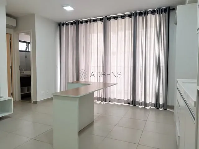 Apartamento 1 quarto e 1 banheiro, para alugar, no bairro Pinheiros em São Paulo