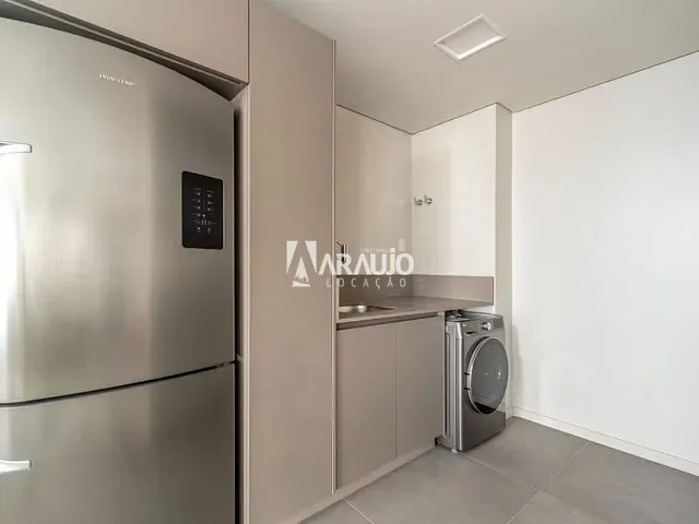 Apartamento 3 quartos e 3 banheiros, para alugar, no bairro Centro em Itajaí
