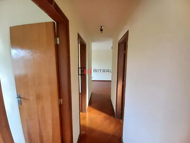 Apartamento 3 quartos e 1 banheiro, à venda, no bairro Jardim América em Londrina
