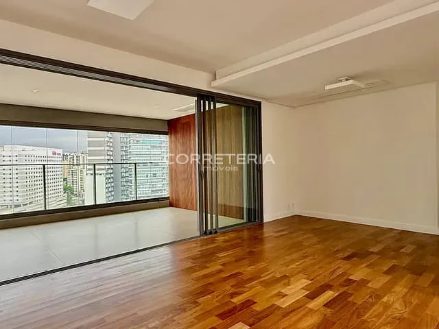 Apartamento 3 quartos e 4 banheiros, à venda, no bairro Vila Olímpia em São Paulo