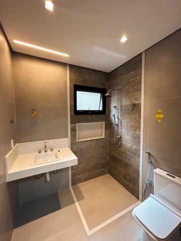 Casa com 798m² 4 quartos e 6 banheiros, à venda, no bairro Condomínio Florais Itália em Cuiabá