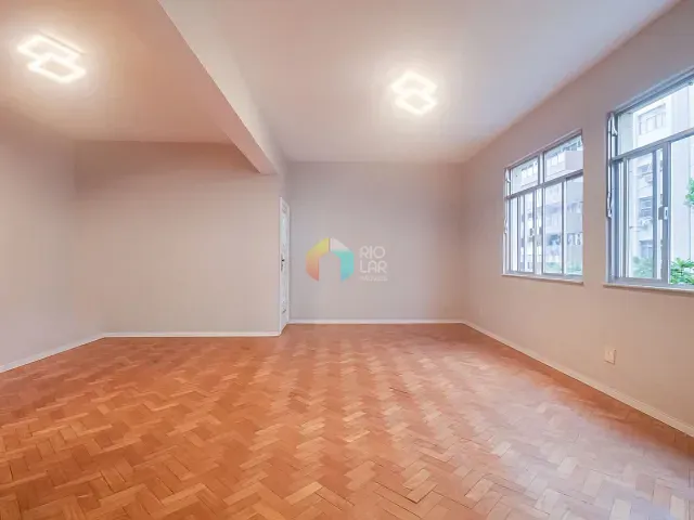 Apartamento com 176m² 4 quartos e 3 banheiros, à venda, no bairro Copacabana em Rio de Janeiro