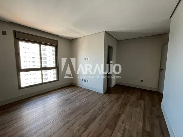 Apartamento com 223m² 3 quartos e 3 banheiros, à venda, no bairro Centro em Itajaí