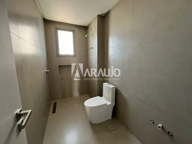 Apartamento com 223m² 3 quartos e 3 banheiros, à venda, no bairro Centro em Itajaí