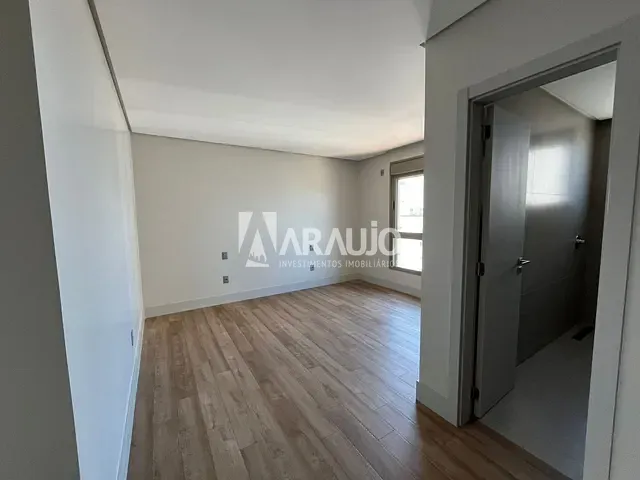 Apartamento com 223m² 3 quartos e 3 banheiros, à venda, no bairro Centro em Itajaí