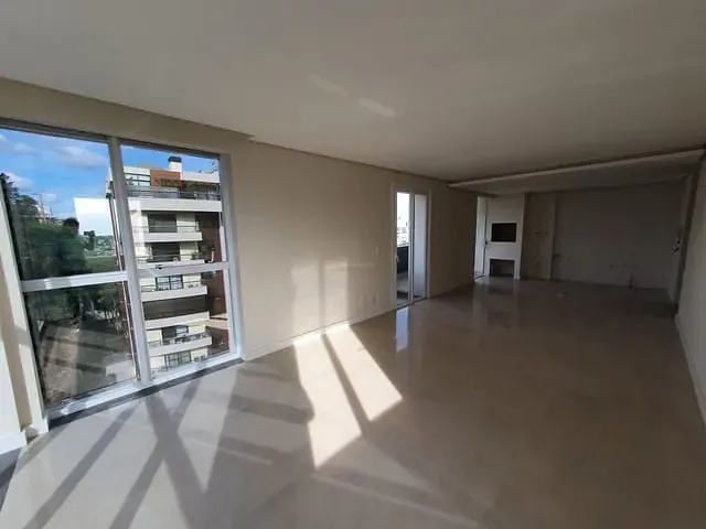 Cobertura / Penthouse 3 quartos e 3 banheiros, à venda, no bairro Jardim América em Caxias do Sul