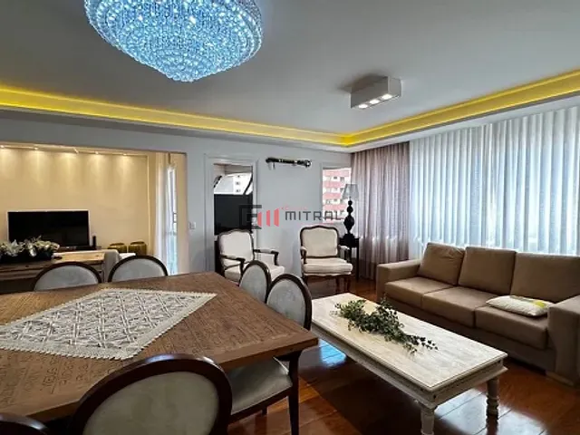 Apartamento 2 quartos e 2 banheiros, à venda, no bairro Centro em Londrina