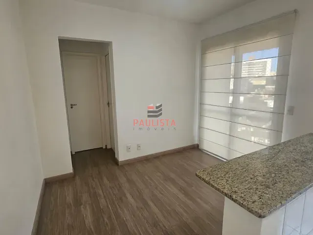 Apartamento 1 quarto e 2 banheiros, à venda, no bairro Mirandópolis em São Paulo
