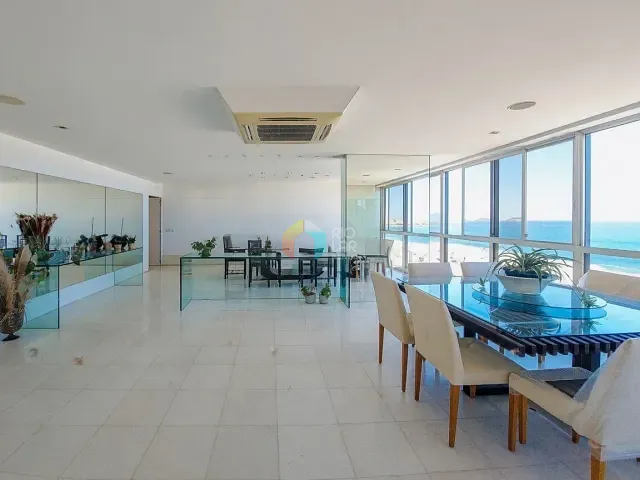Apartamento com 400m² 4 quartos e 6 banheiros, à venda, no bairro Copacabana em Rio de Janeiro