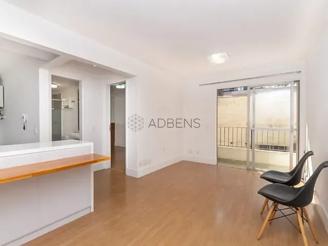 Apartamento 1 quarto e 1 banheiro, para alugar, no bairro Itaim Bibi em São Paulo
