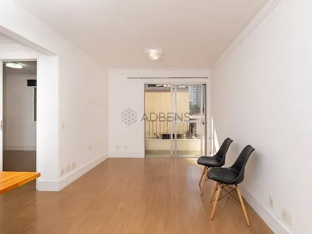 Apartamento 1 quarto e 1 banheiro, para alugar, no bairro Itaim Bibi em São Paulo