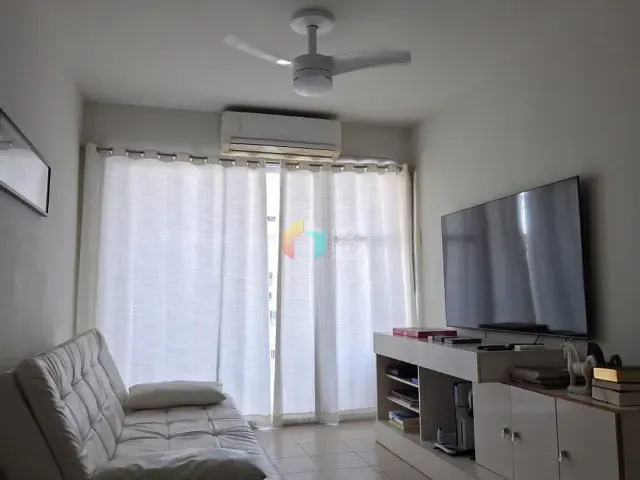 Apartamento com 60m² 2 quartos e 1 banheiro, à venda, no bairro Centro em Rio de Janeiro
