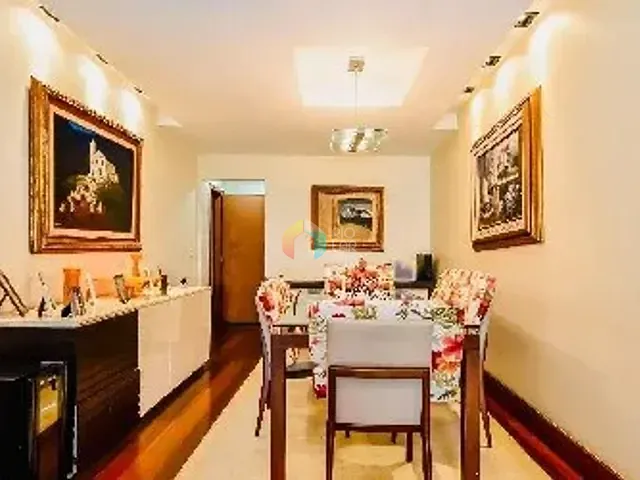 Apartamento com 220m² 4 quartos e 5 banheiros, à venda, no bairro Laranjeiras em Rio de Janeiro