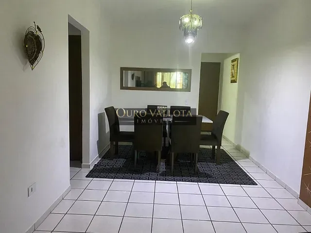 Apartamento com 90m² 2 quartos e 1 banheiro, à venda, no bairro Vila Assunção em Praia Grande