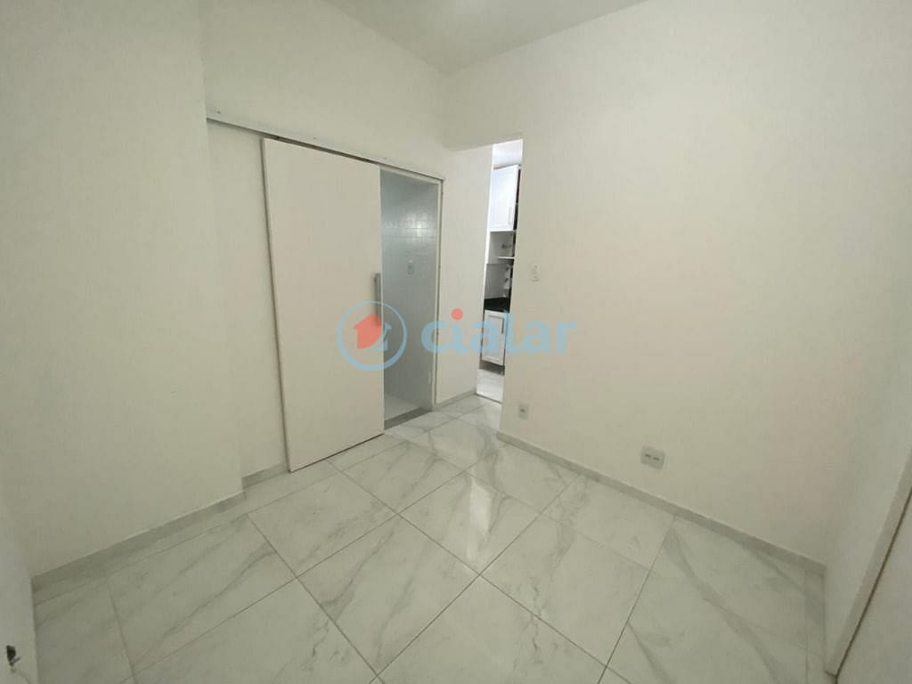 Apartamento, 1 quarto, 32 m² - Foto 2