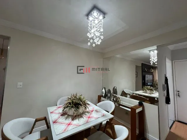 Apartamento 2 quartos e 2 banheiros, à venda, no bairro Centro em Londrina
