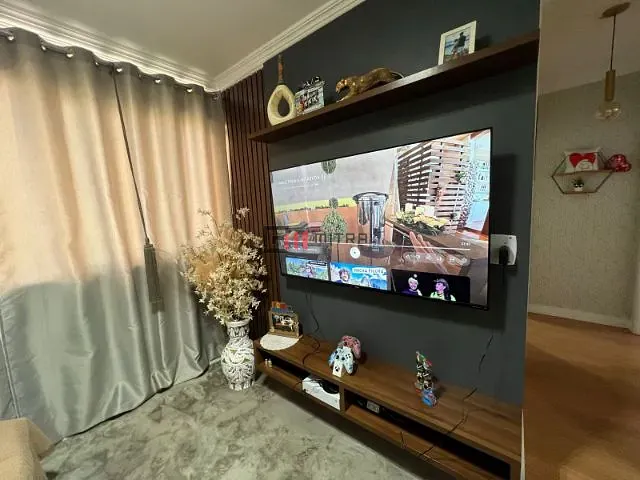 Apartamento 2 quartos e 2 banheiros, à venda, no bairro Centro em Londrina